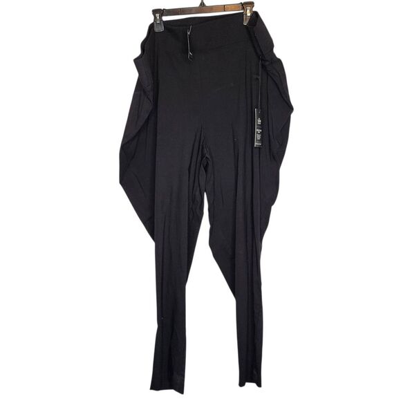 6X Short 30W Torrid Black Millenium Stretch Pixie Pant Compression Stretch Ankle - Picture 3 of 10